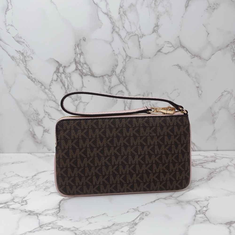 Michael Kors JST Large Top Zip Wristlet - Picture 4 of 8